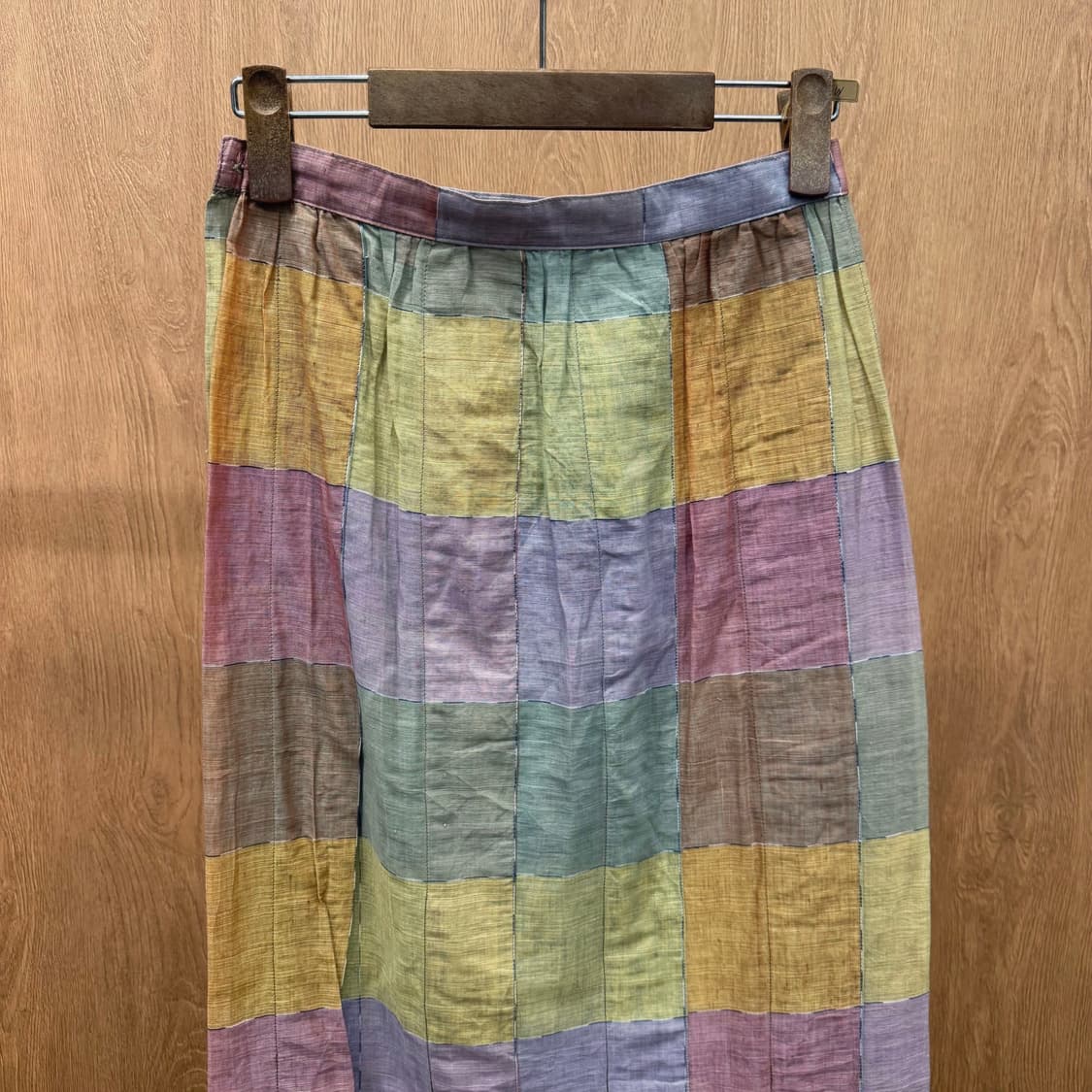 미쏘니 코튼 미디 스커트 패치워크 체크 패턴 플리츠 배색 디테일 퍼플 상품이미지4