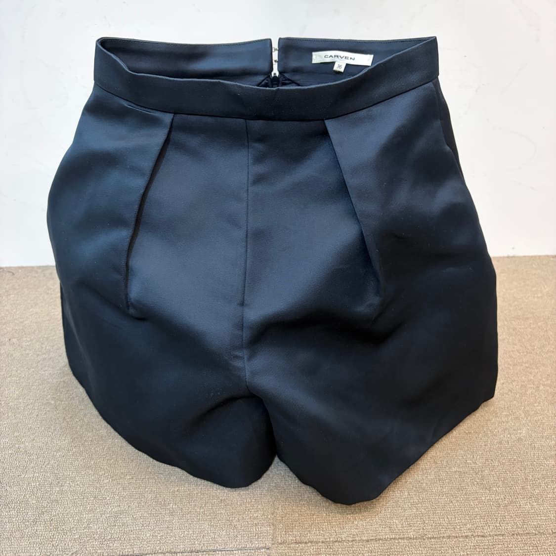 CARVEN 까르벵 하이웨이스트 플레어 쇼츠 36 상품이미지5