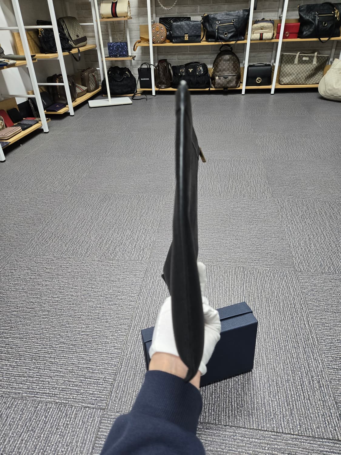 [특가][정품] 톰브라운 클러치백 라지 상품이미지5