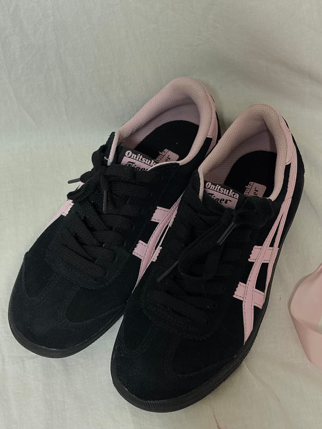 오니츠카타이거 토쿠텐 블랙핑크 상품이미지2