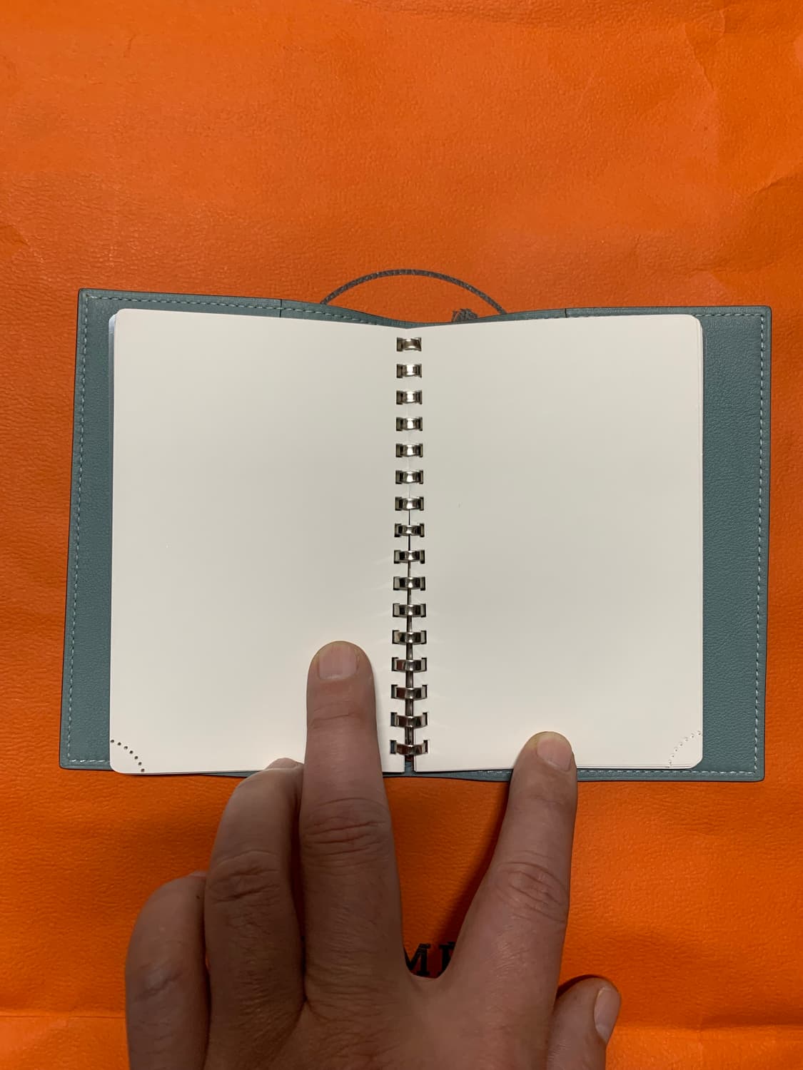 HERMES 에르메스 아젠더 다이어리(M 각인) 상품이미지7