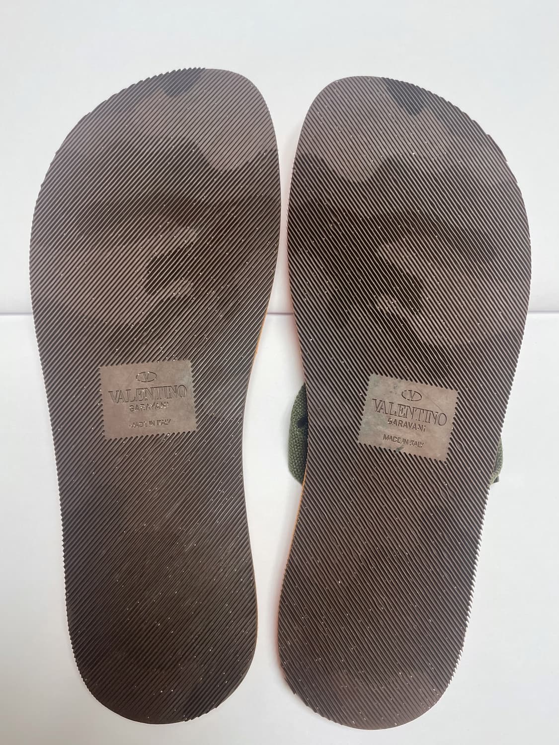 발렌티노 쪼리 상품이미지2