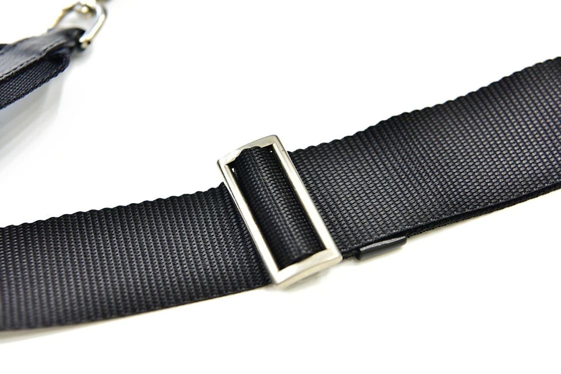 프라다 포코노 & 레더 버클 펀칭 숄더백(정품) 상품이미지8