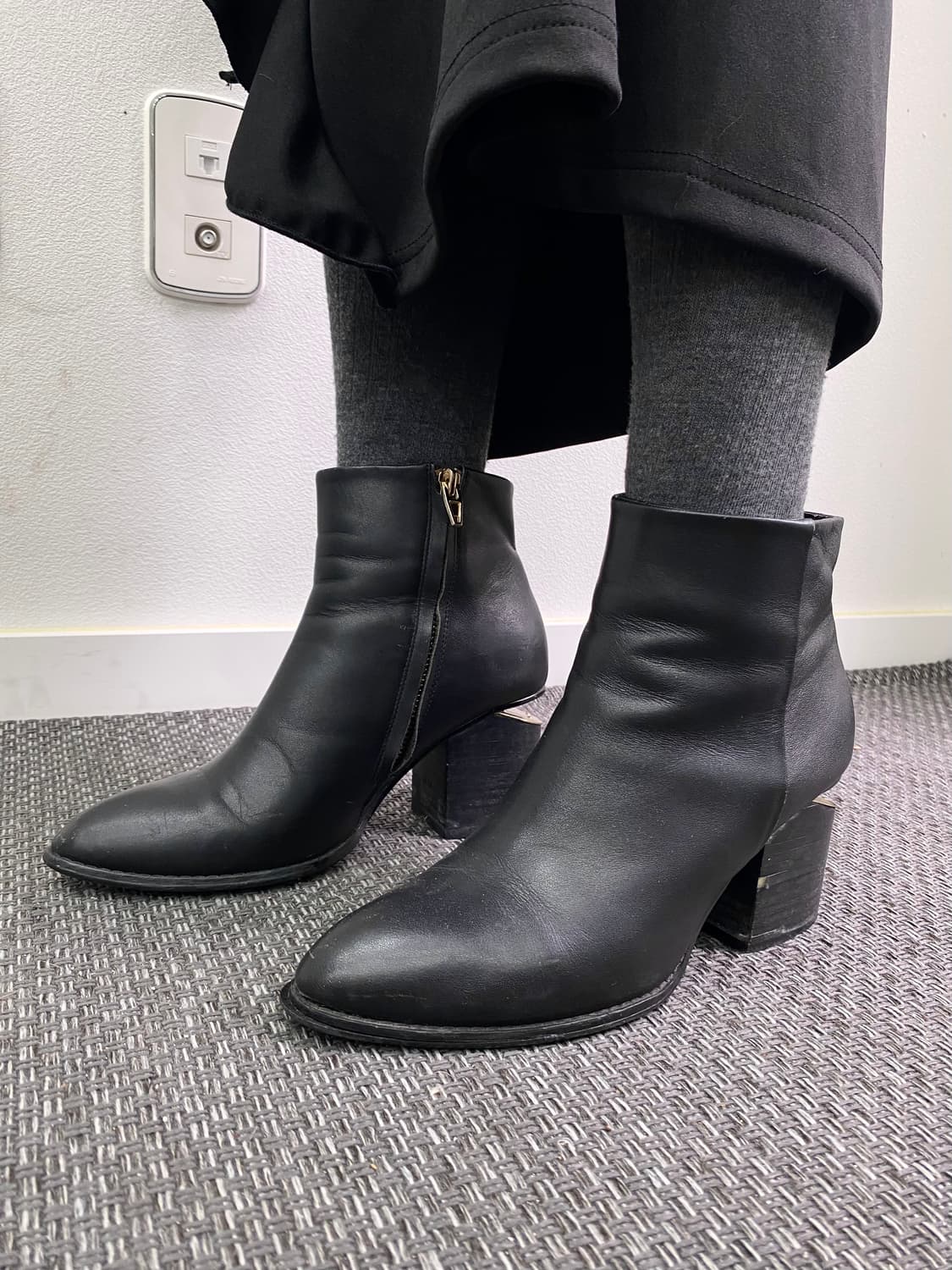 [ALEXANDER WANG]Gabi Ankle Boots 상품이미지1