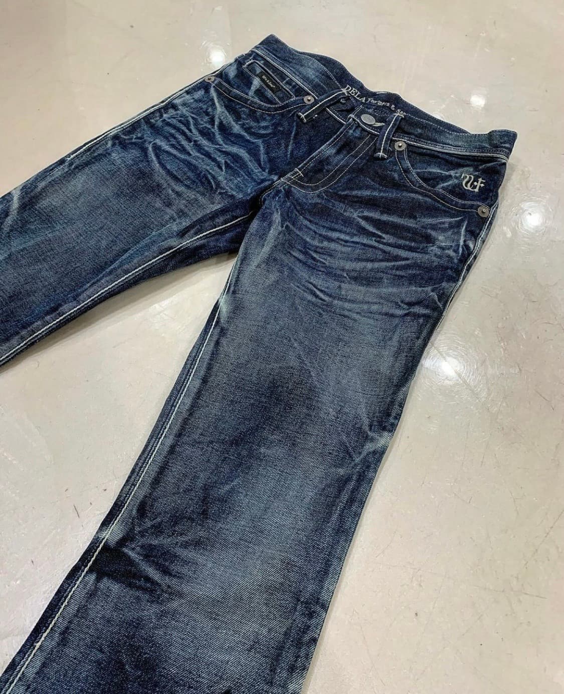 Ufin & sons 데님 워싱 디테일 플레어 팬츠 상품이미지2