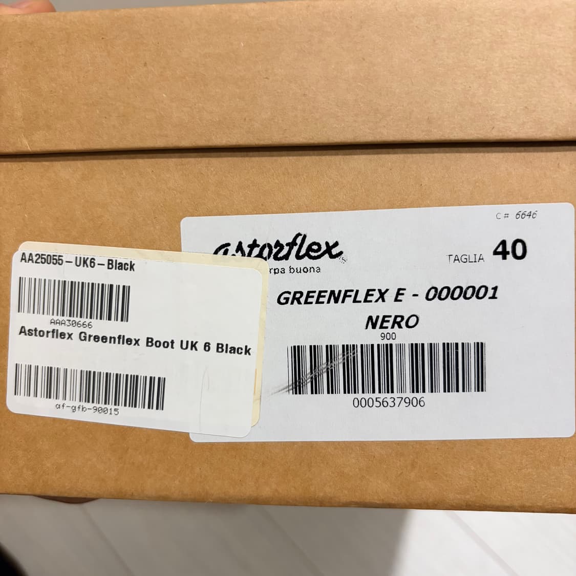 [새상품] 아스토플렉스 그린플렉스 블랙 40 상품이미지3