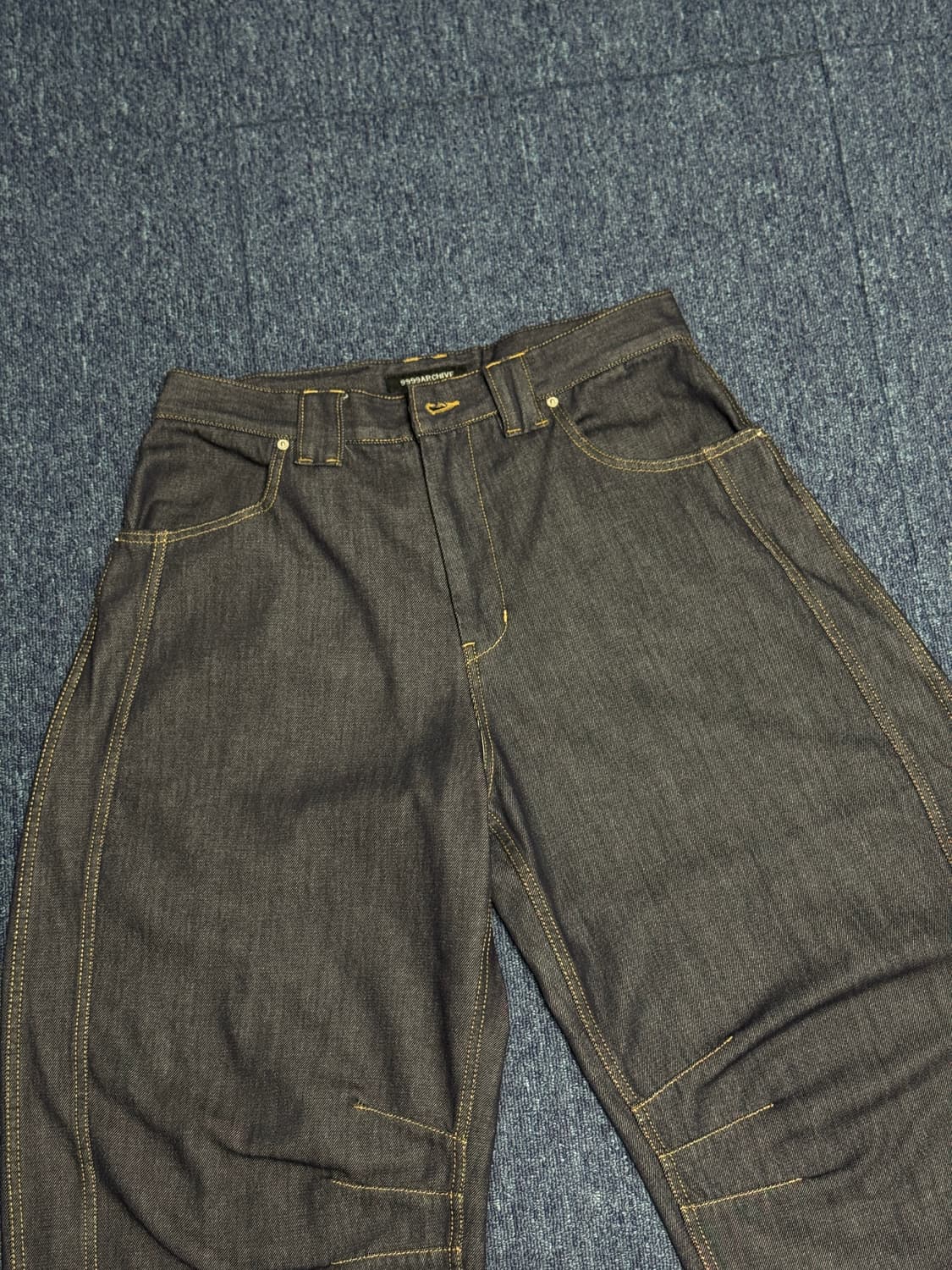 [새상품급, 3] 9999아카이브X허율 테크니컬 커브드 데님 팬츠 상품이미지2