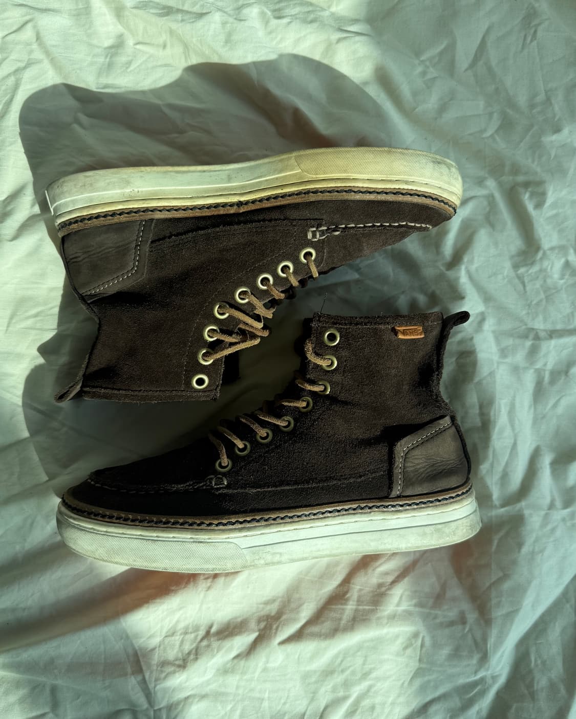 반스 브라운 스웨이트 하이탑 스니커즈 상품이미지3