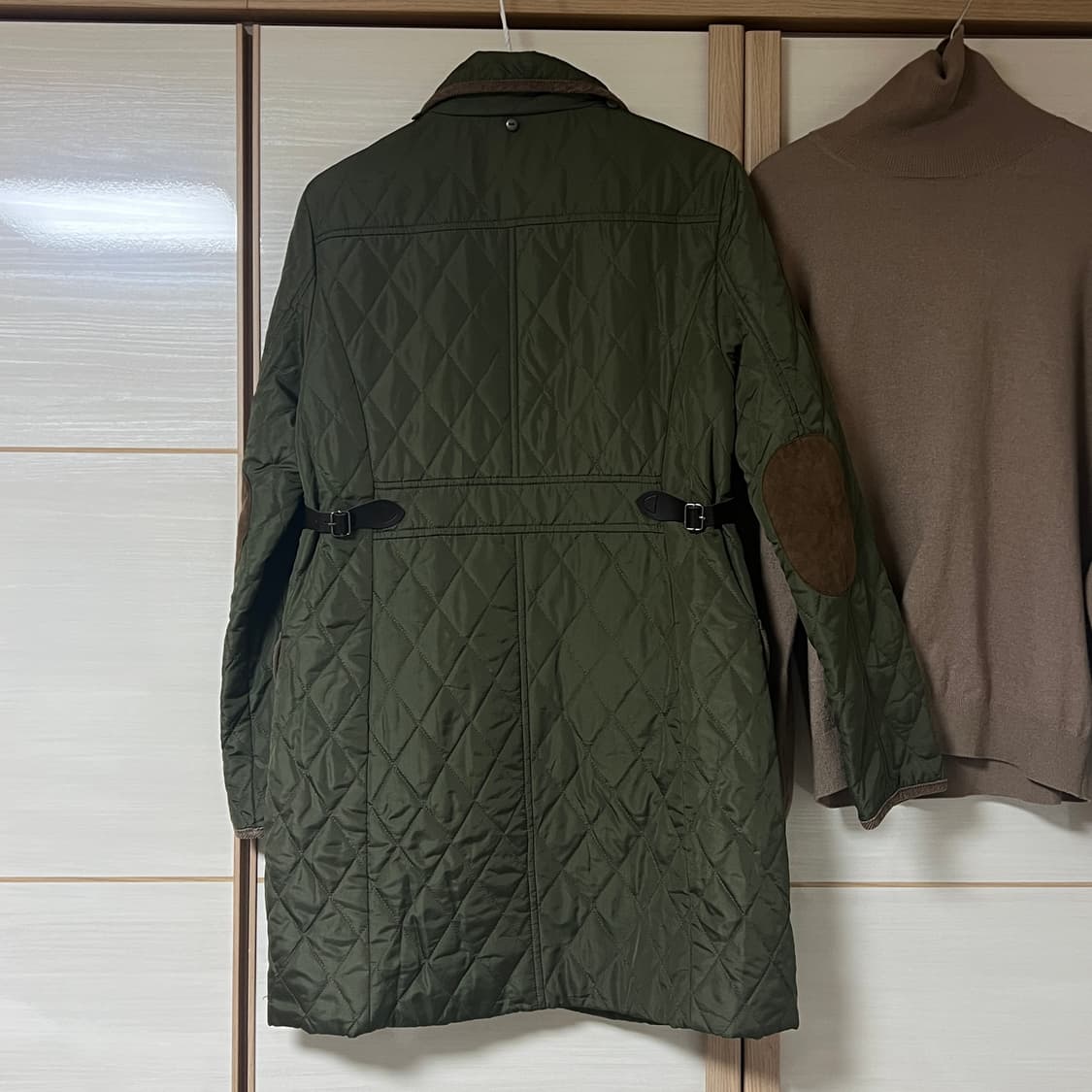 카키 퀼팅 후드 점퍼 상품이미지5