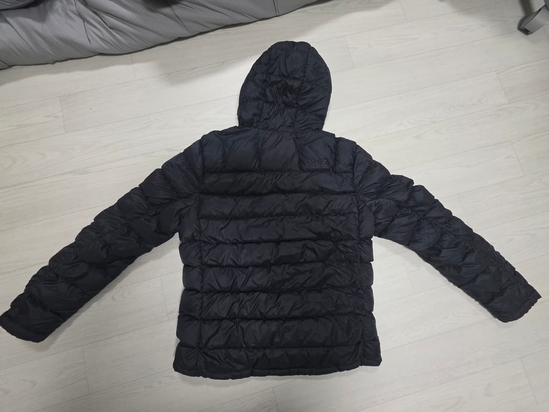 노스페이스 시티 에코솔 경량 구스패딩 XL사이즈 상품이미지3