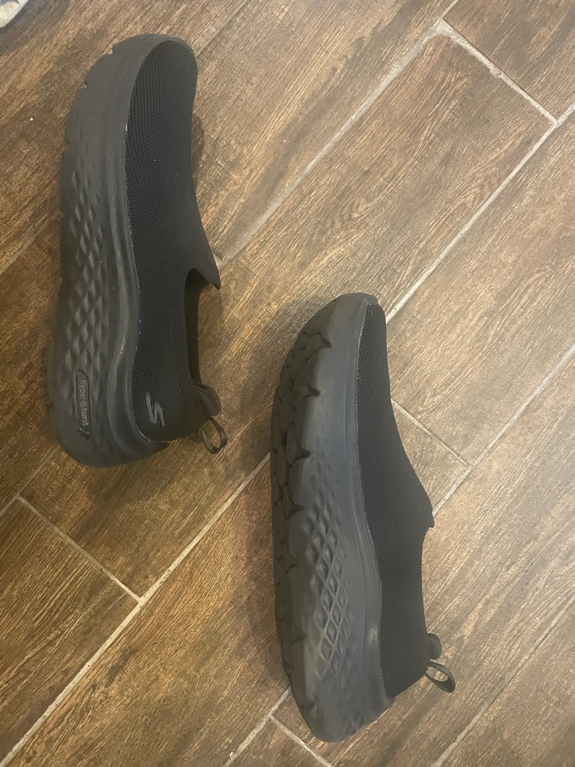 스케쳐스 고워크 아치핏 슬립온 블랙 240 상품이미지1