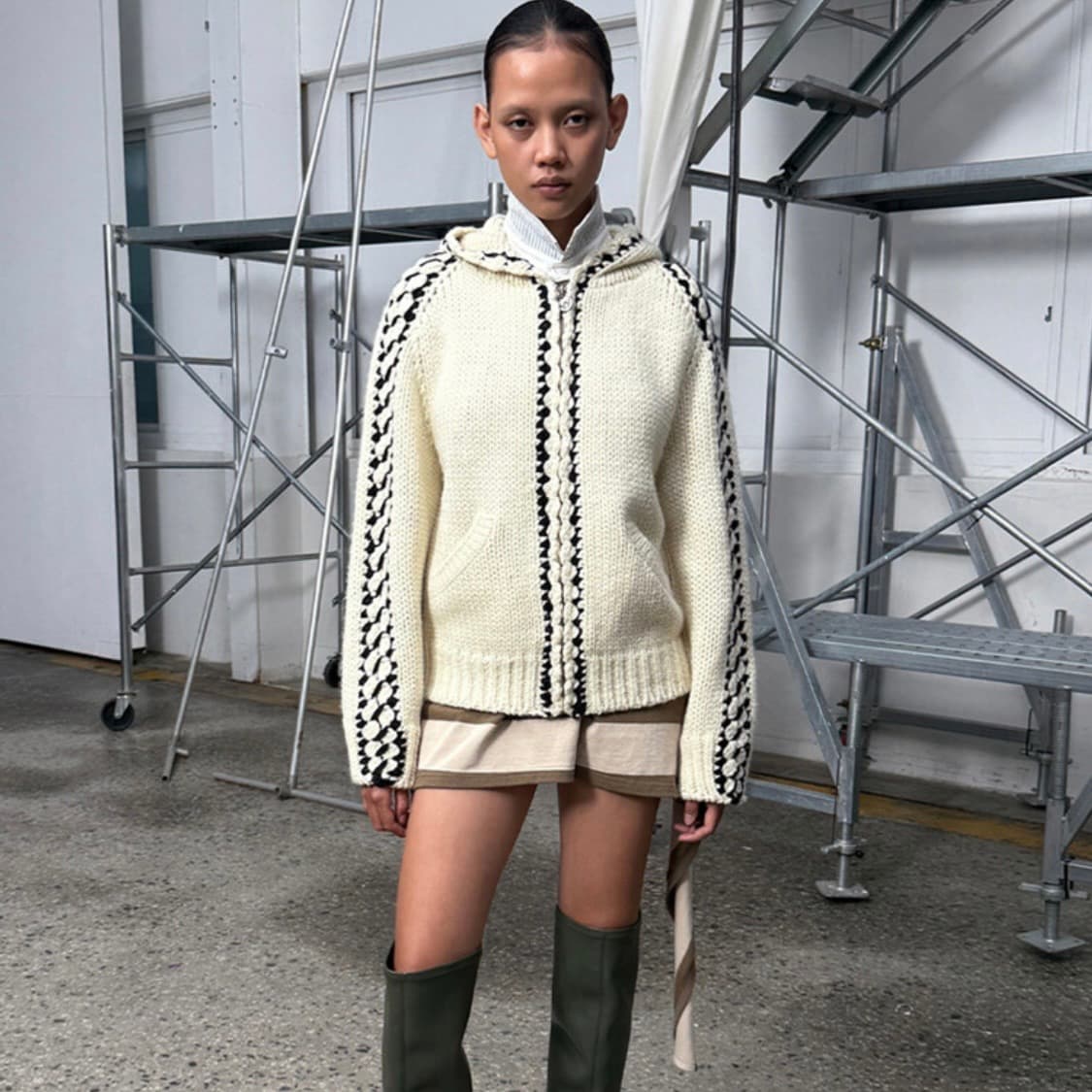 오픈와이와이 스티치 집업 니트 후디  상품이미지1