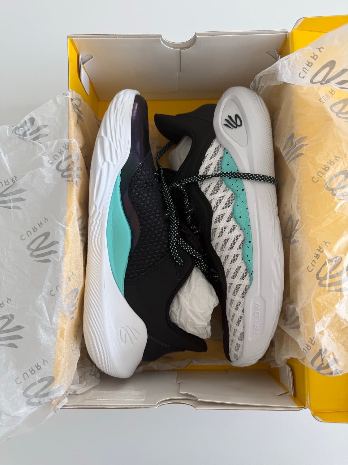 언더아머 커리 11 상품이미지3