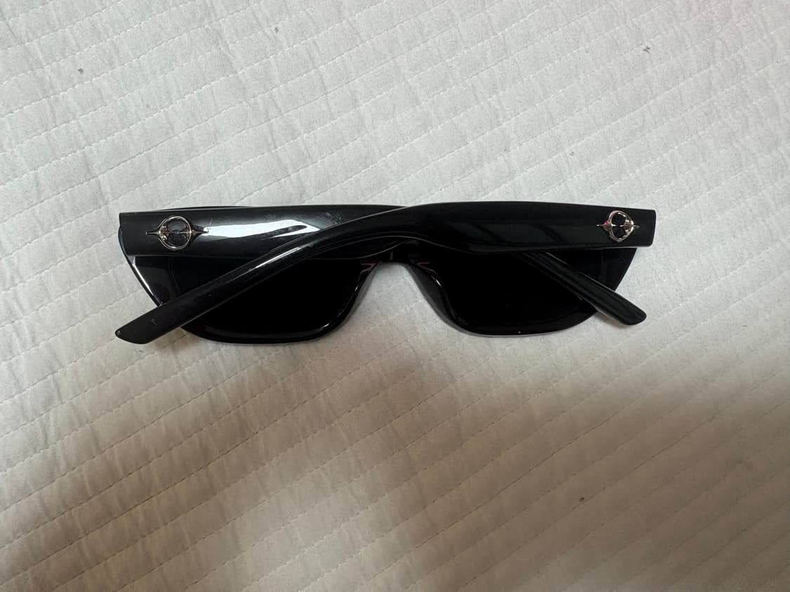 젠틀몬스터 BOLD 27and7 선글라스 풀박스  상품이미지2