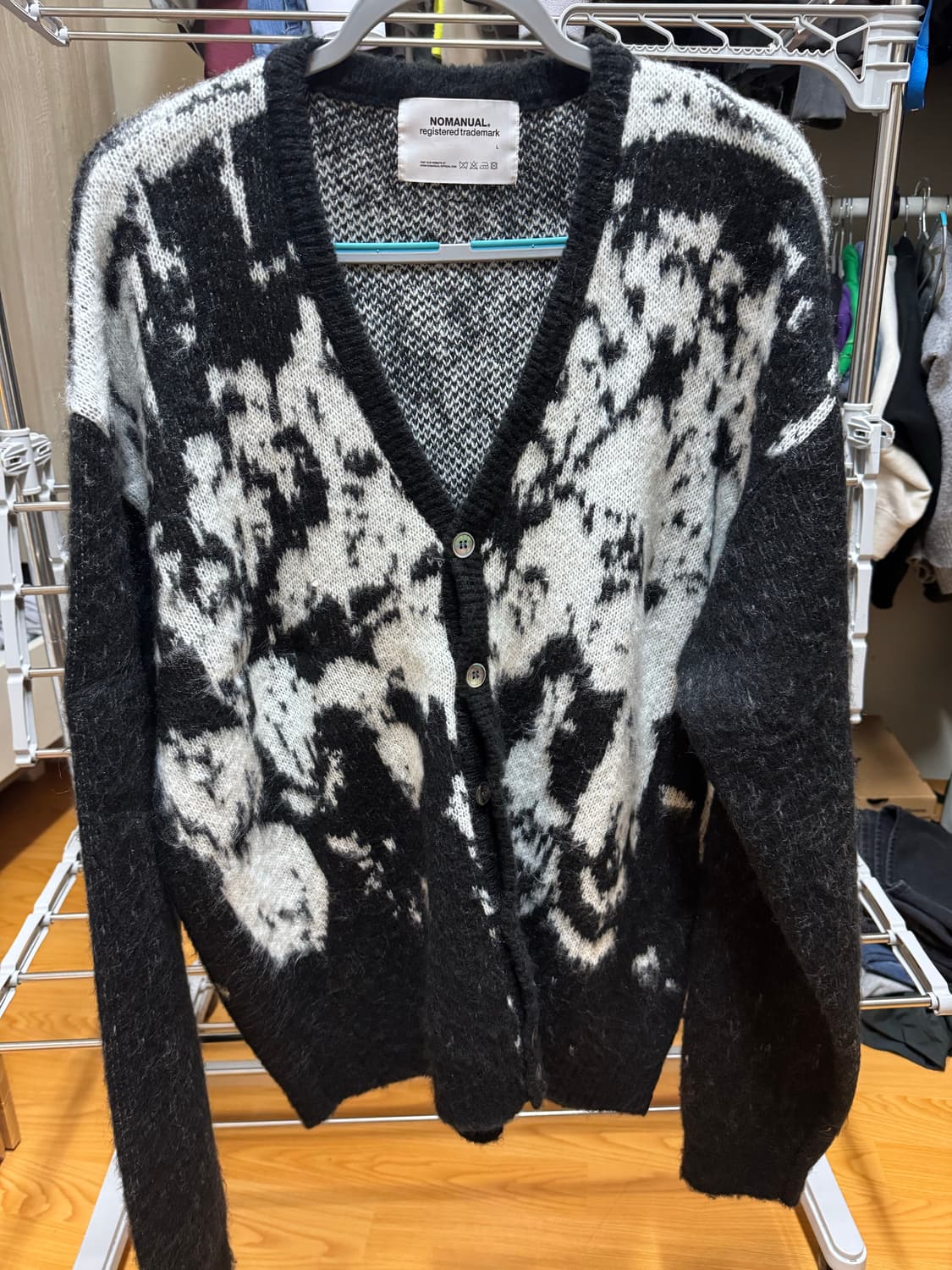 노메뉴얼 헤어리 가디건 블랙 xl 상품이미지1