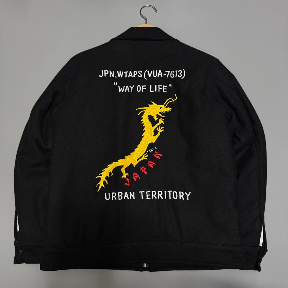 더블탭스(WTAPS) 16fw 블랙컬러 양면 자수로고 울 혼방 투어 자켓 상품이미지9