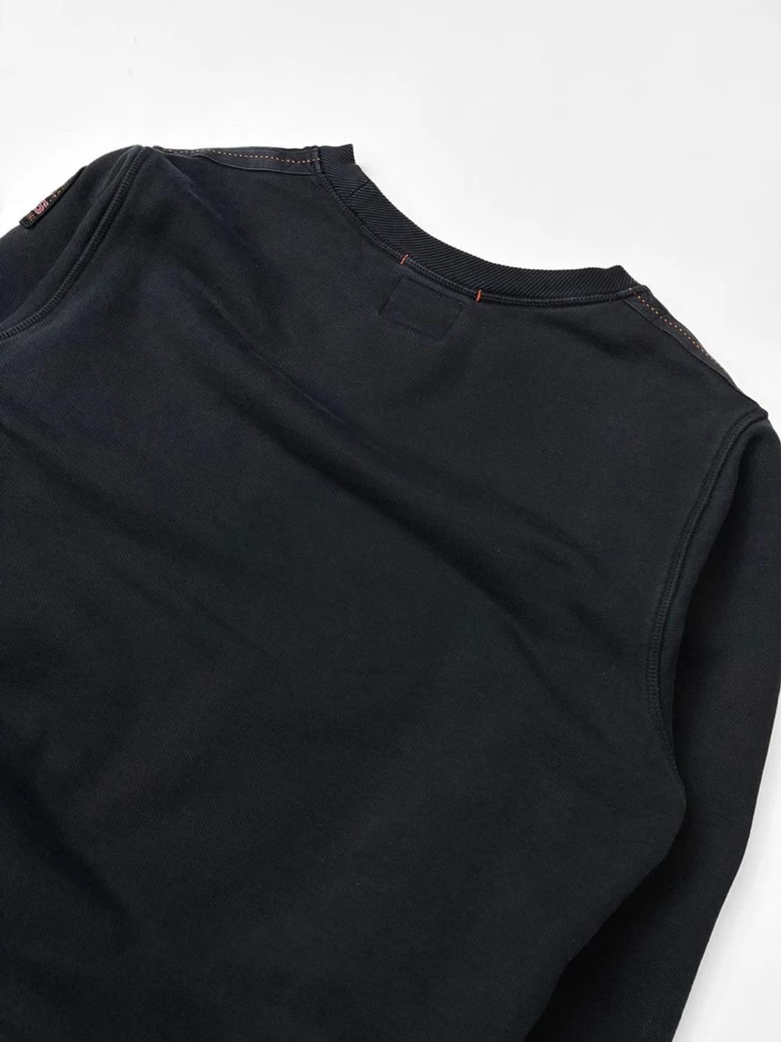 파라점퍼스 21FW Caleb Embo 패치 맨투맨 PN5684    상품이미지7