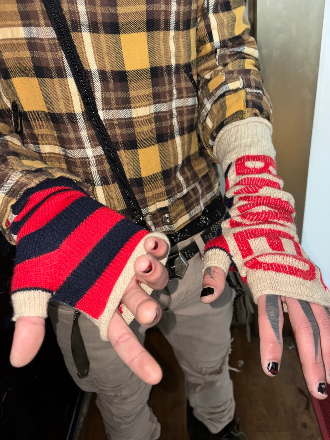 Vivienne westwood long knit glove 상품이미지3