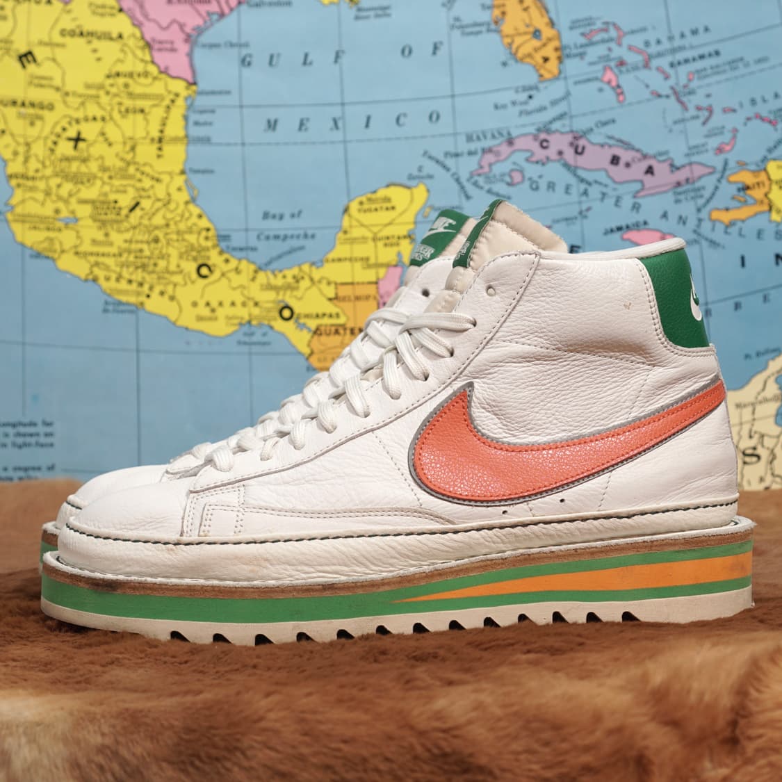 나이키 기묘한 이야기 커스텀 아웃솔 스니커즈 상품이미지4