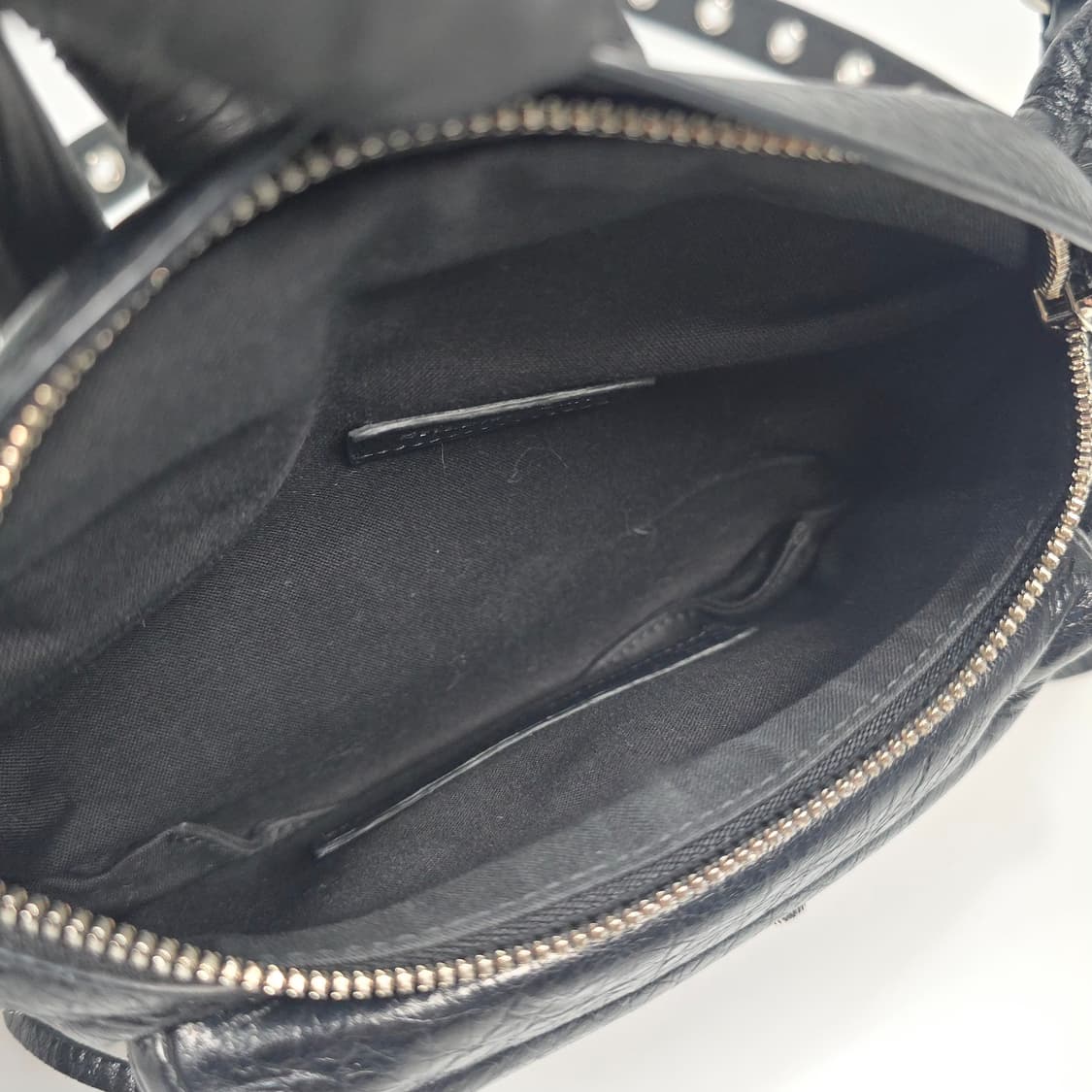 발렌시아가 르 카골 램스킨 벨트백 상품이미지8