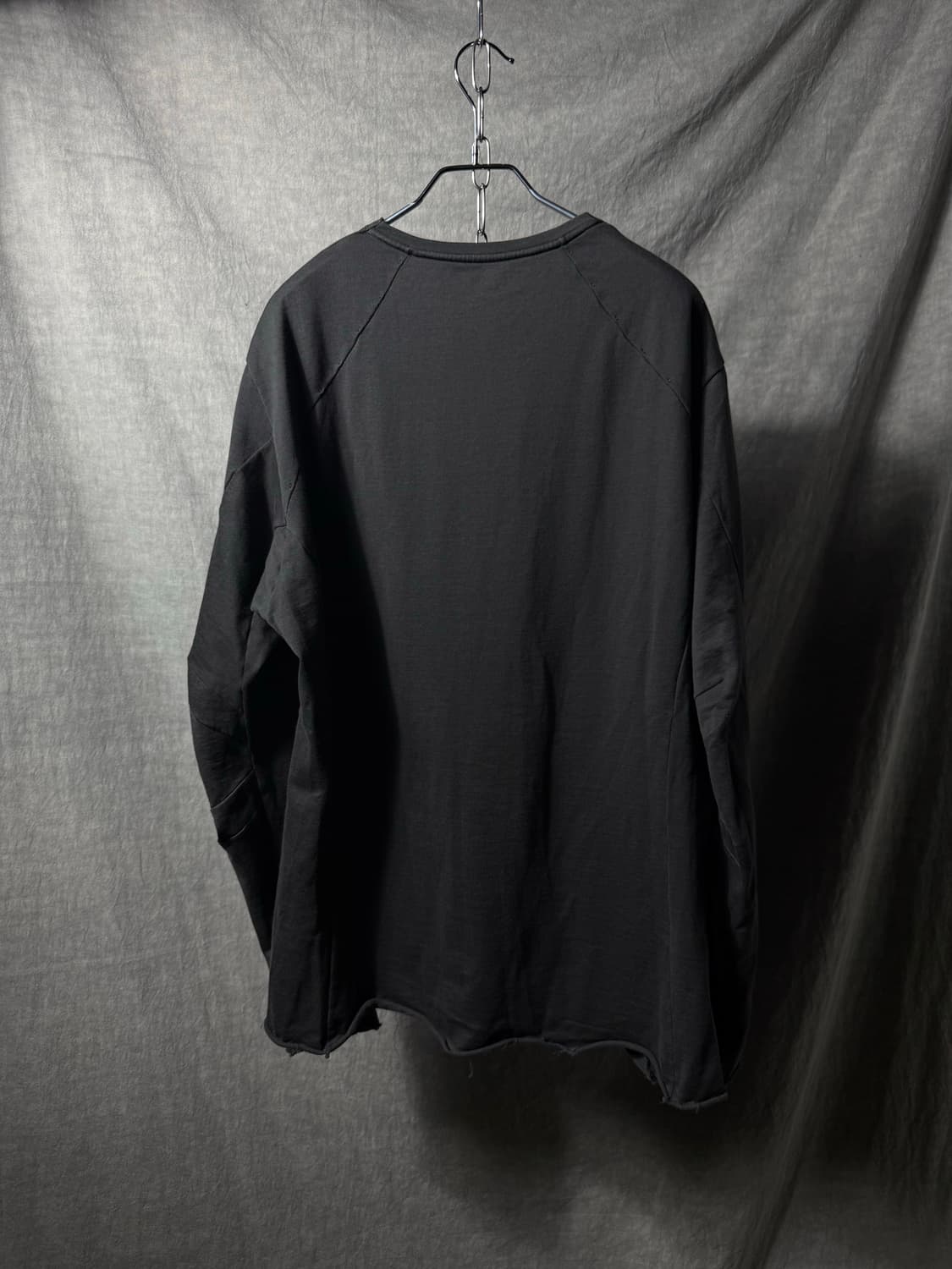 DEVOA Long Sleeve Layered Cut Top  상품이미지6