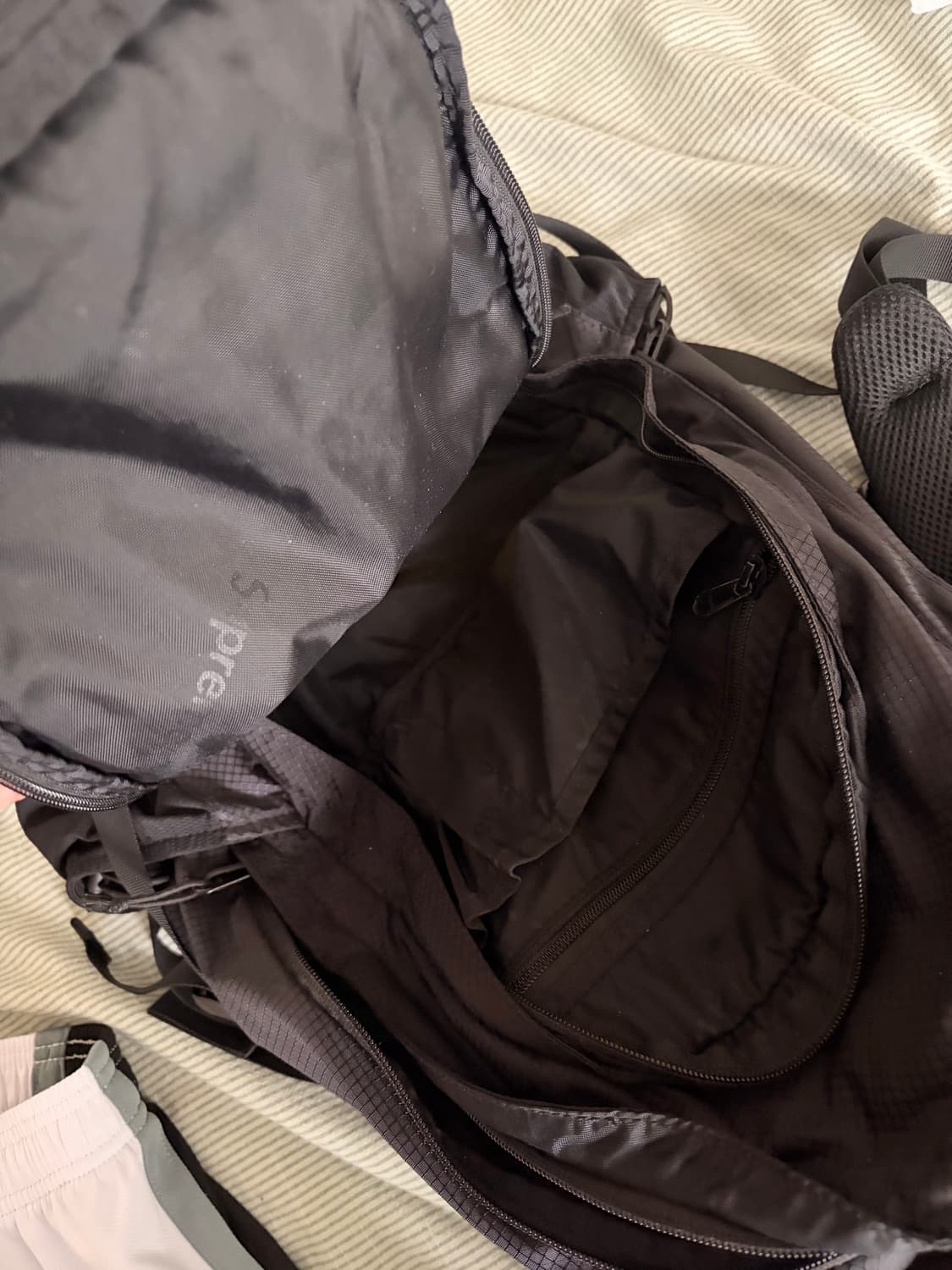 슈프림 백팩 블랙 - 22SS supreme Backpack black 상품이미지4