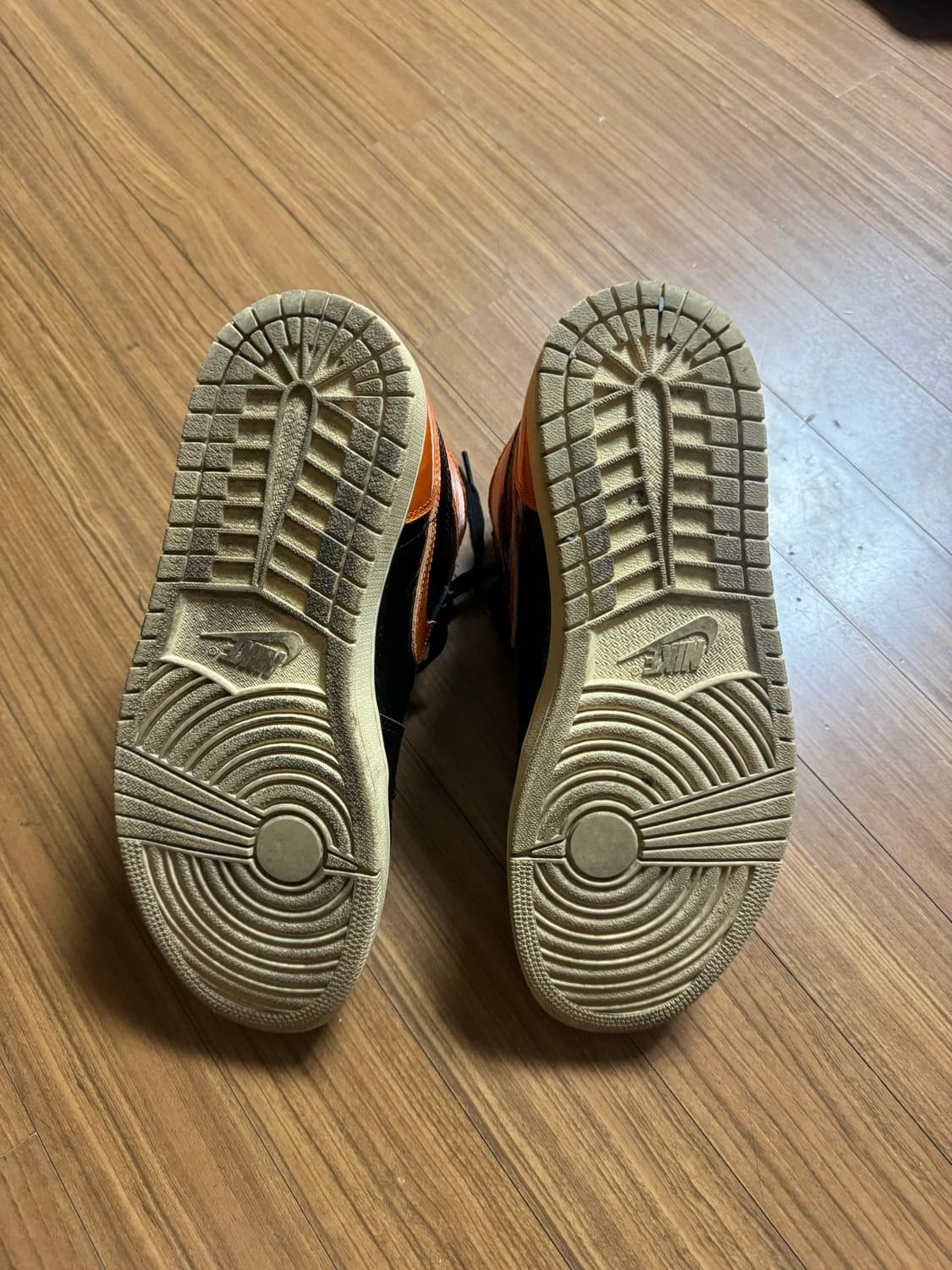 조던1 백보드 3.0 285 상품이미지2