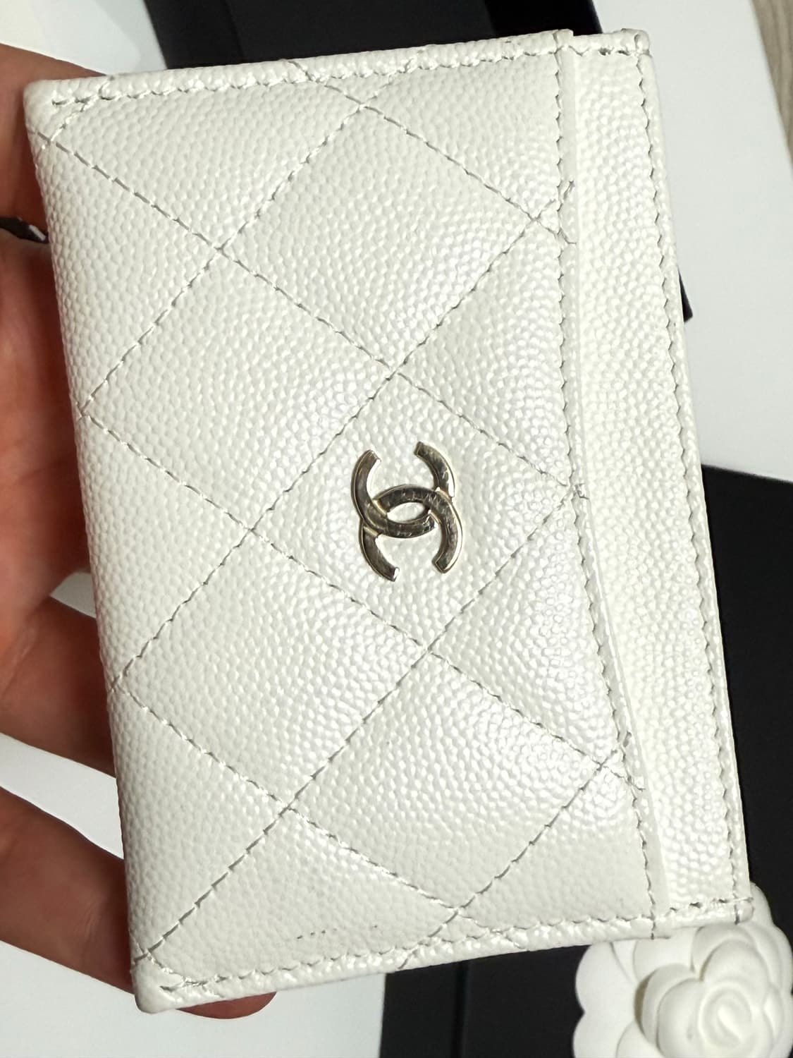 샤넬 클래식 캐비어 금장 카드지갑(풀구성) 상품이미지2