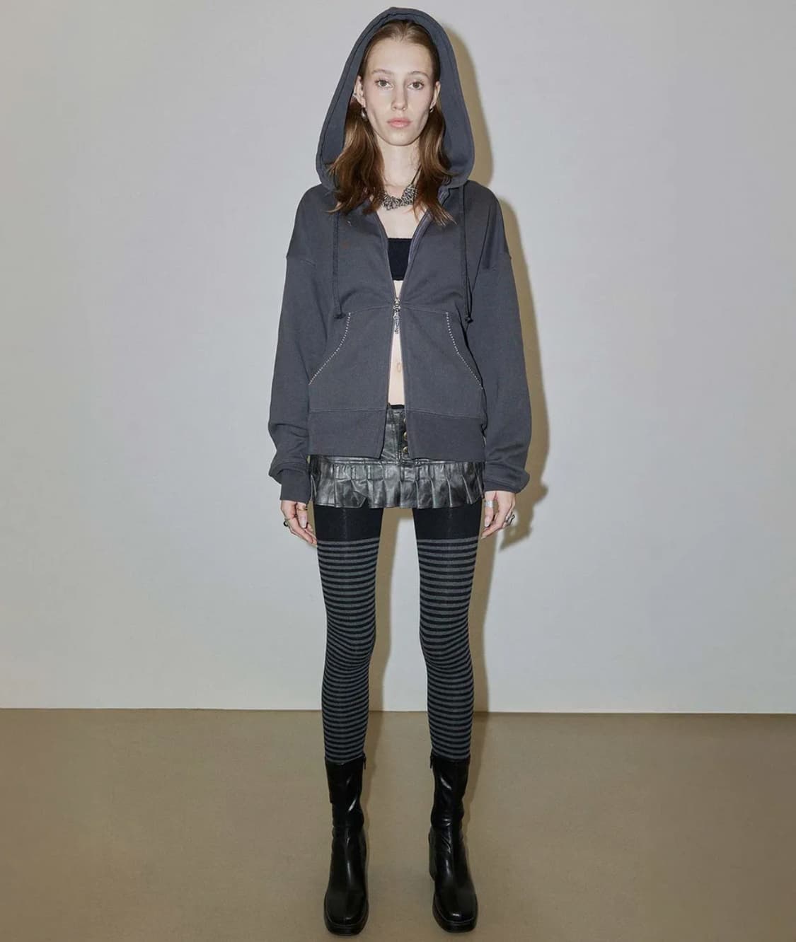 스컬프터 후드집업 차콜 Beaded Saint Hoodie Zip-Up 상품이미지2