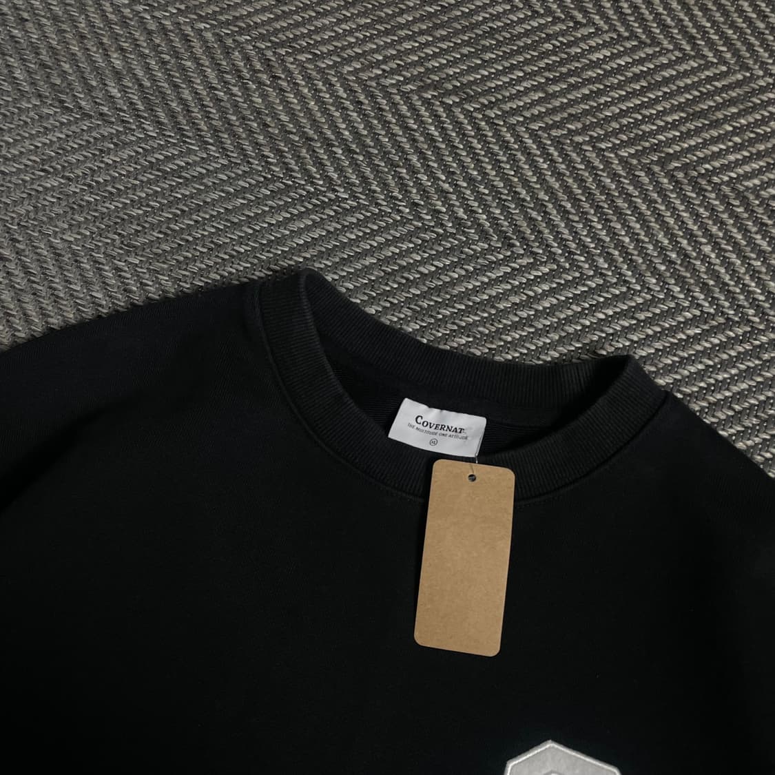 커버낫 C로고 패치 박시핏 맨투맨 블랙o 4919 상품이미지5