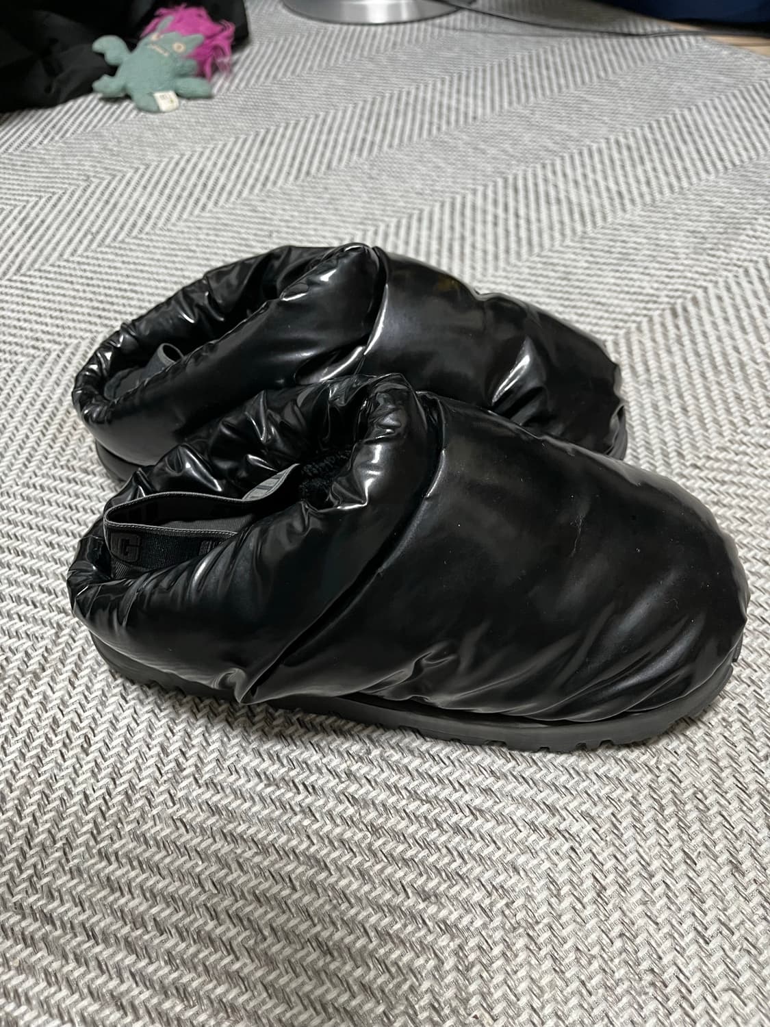 W) 어그 스페이스슬라이더 슬리퍼 블랙-240 상품이미지4