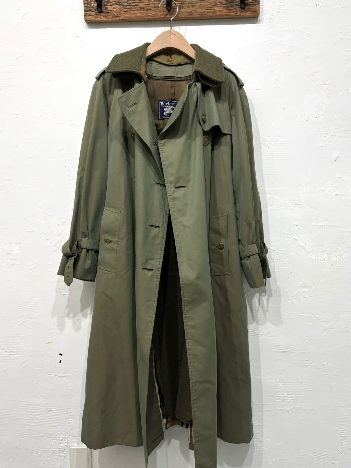 Burberry 버버리 카키 더블 카라 코트 상품이미지2