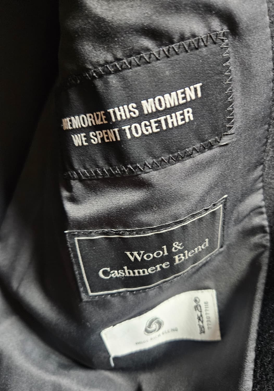 [L사이즈] 인사일런스 블랙 세미오버사이즈 싱글 코트 상품이미지4