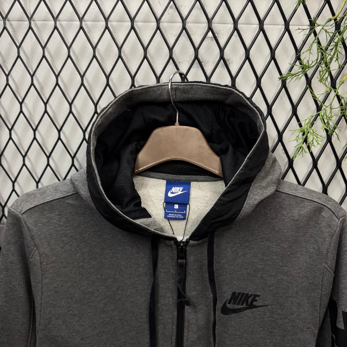 나이키 후드 집업 사이드 레터링 빅로고 포인트 차콜 상품이미지3