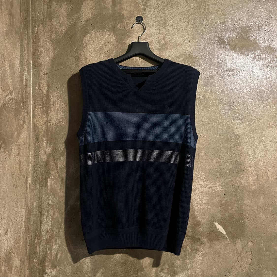 헤지스 니트 베스트 상품이미지1