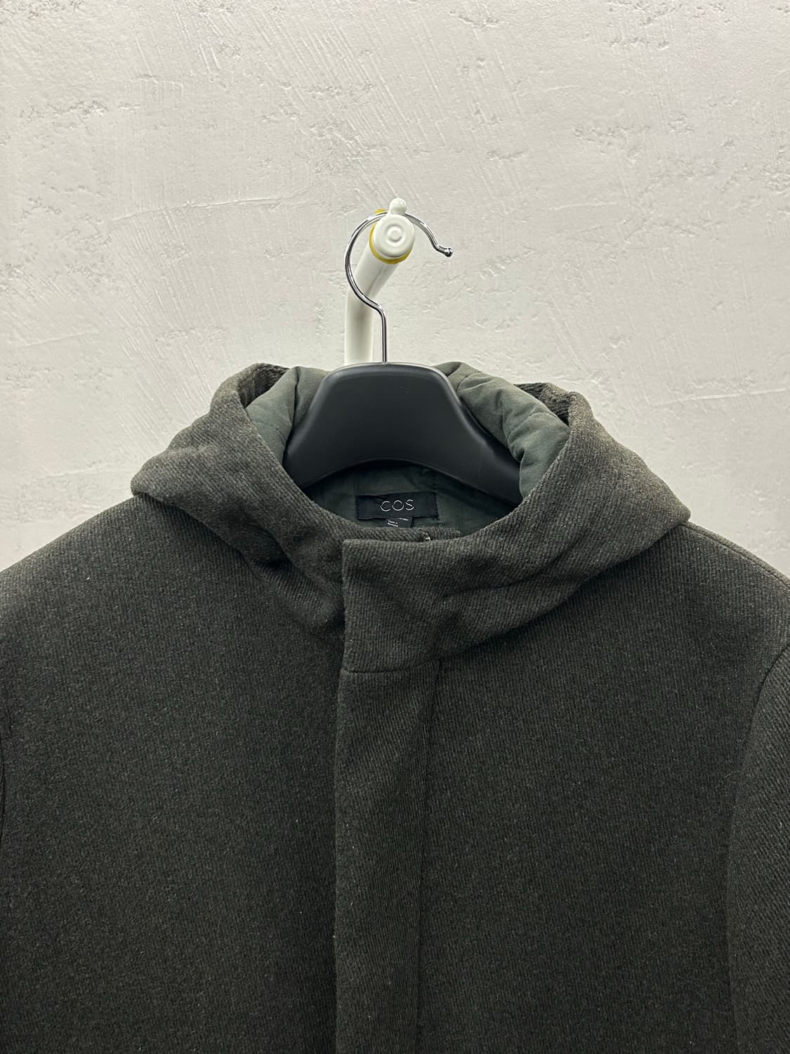 COS(코스) 후드 모직 자켓 블랙 상품이미지4