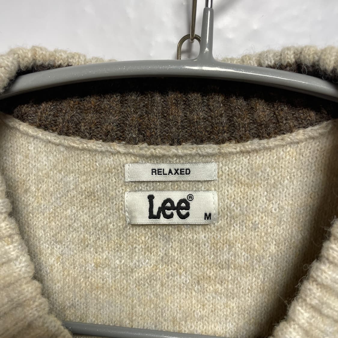 Lee 리 부클 빅 트위치 로고 니트 베이지 M 상품이미지3