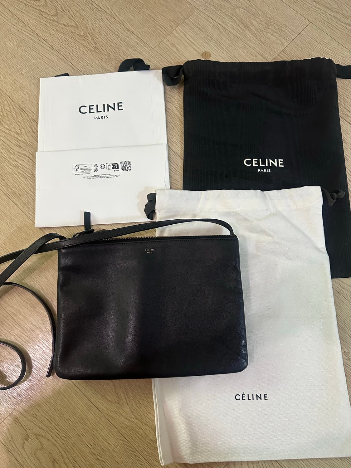 셀린느 트리오백 라지 상품이미지1