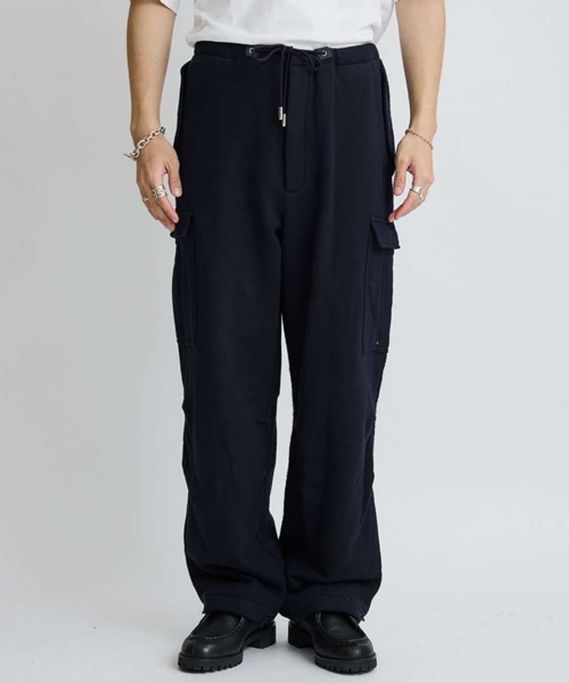네임 Name. Asymmetric Sweat Cargo Pants 상품이미지3