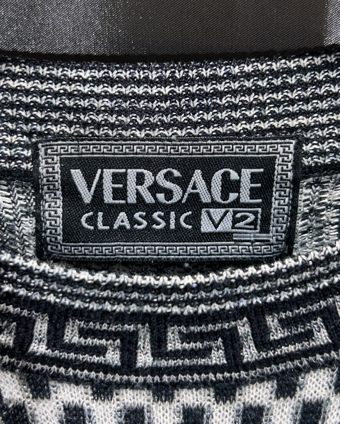 M 베르사체 Classic V2 메두사 자카드 패턴 니트 상품이미지5