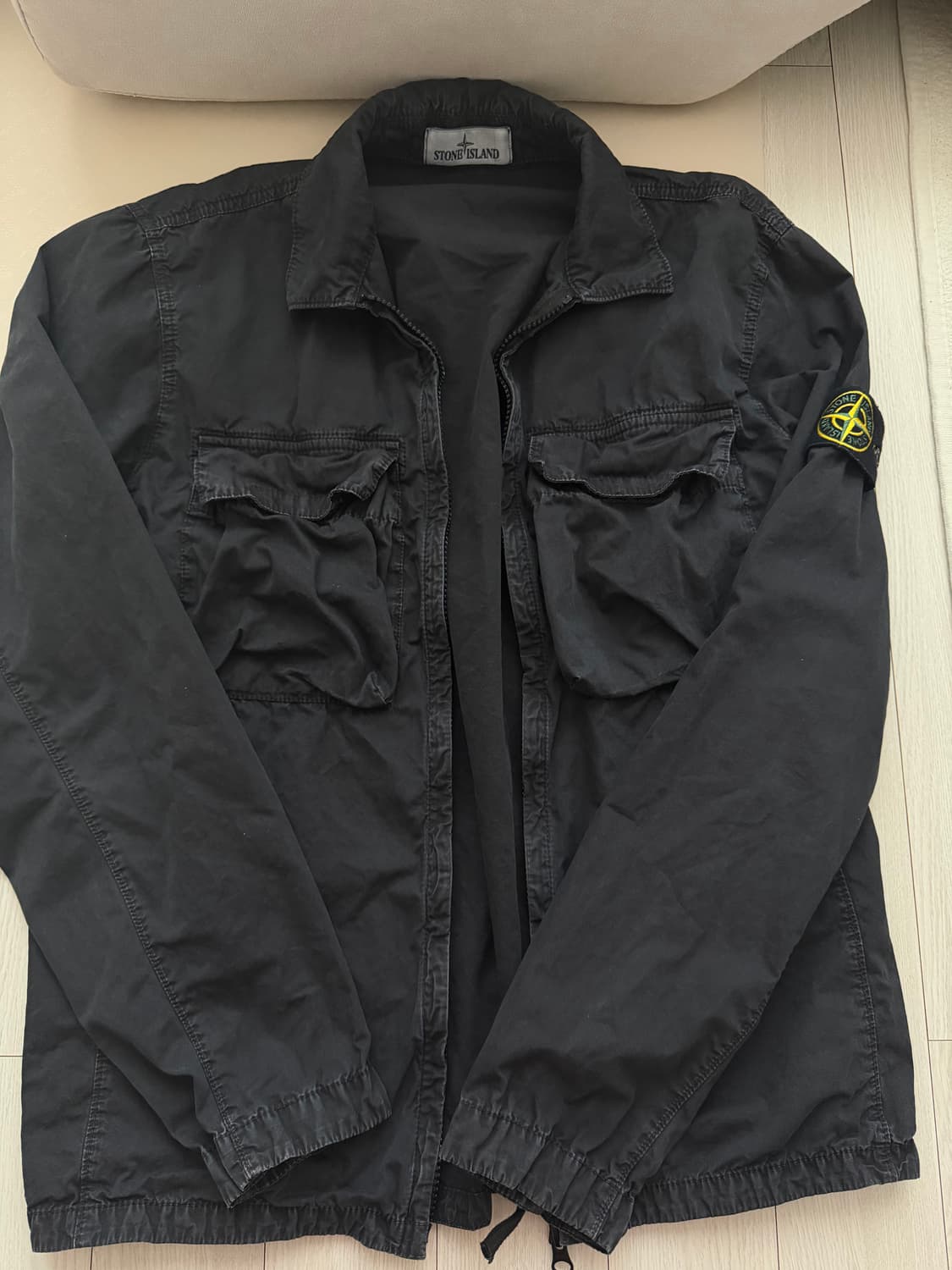 백화점판 스톤아일랜드 오버셔츠 블랙 M 상품이미지1