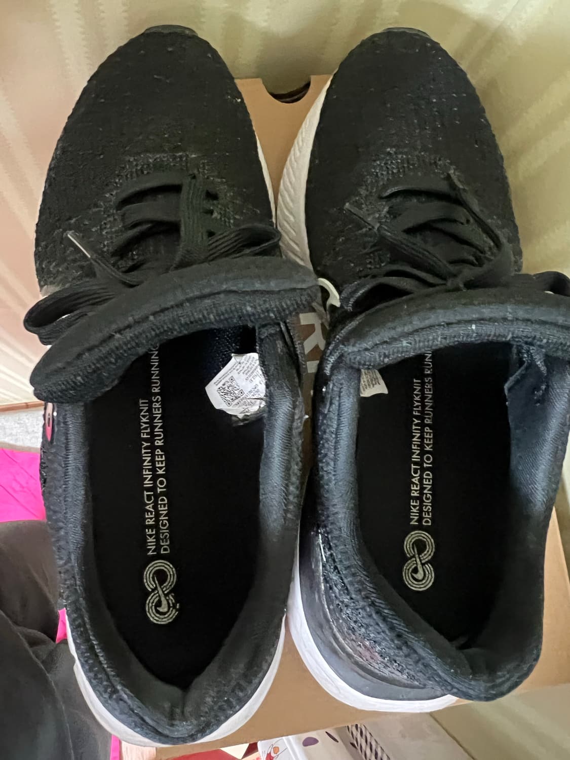 나이키 리액트 인피니티 런 플라이니트3 275 상품이미지3