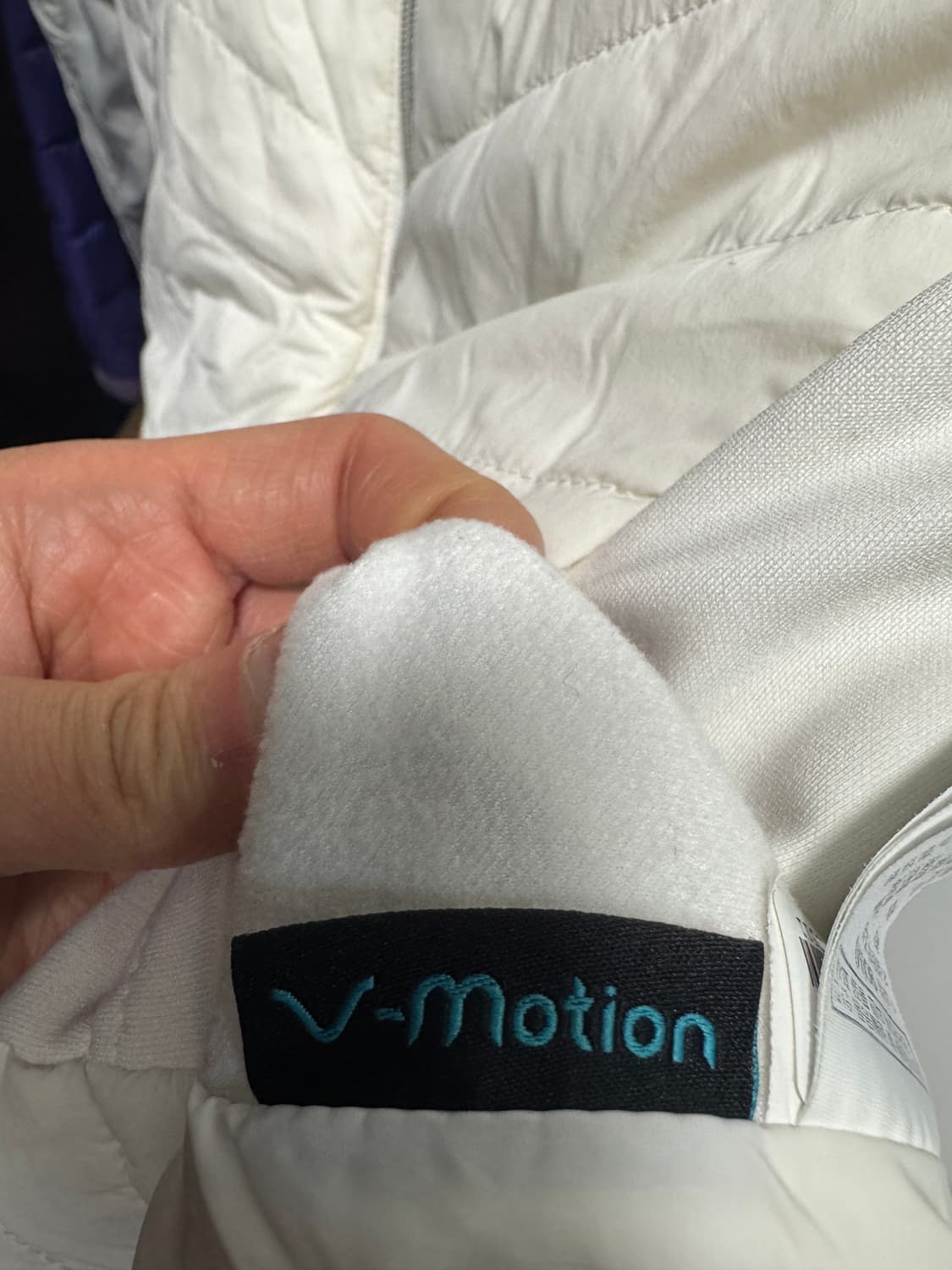 여성 노스페이스 V-motion 화이트라벨 기능성 경량 패딩 자켓 s 상품이미지6