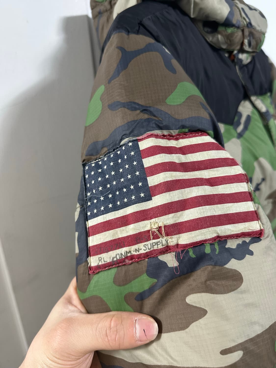 데님앤서플라이 성조기 카모 패딩 상품이미지3