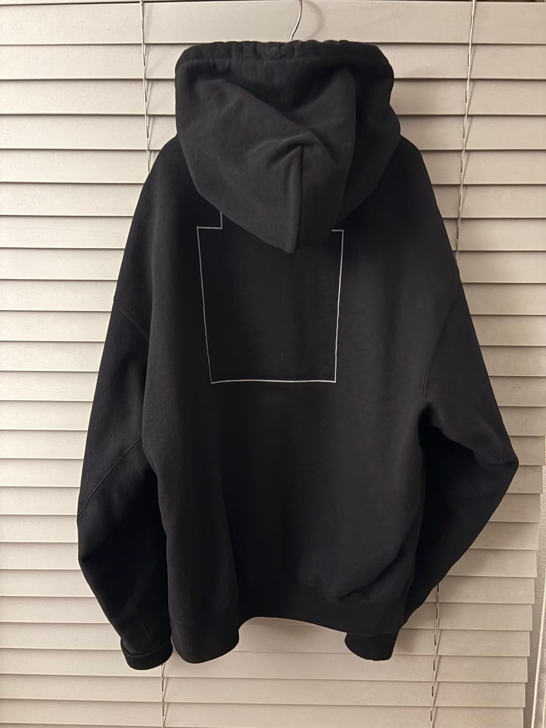 카브엠트 25SS 후드 L (택제거 새상품) 상품이미지2