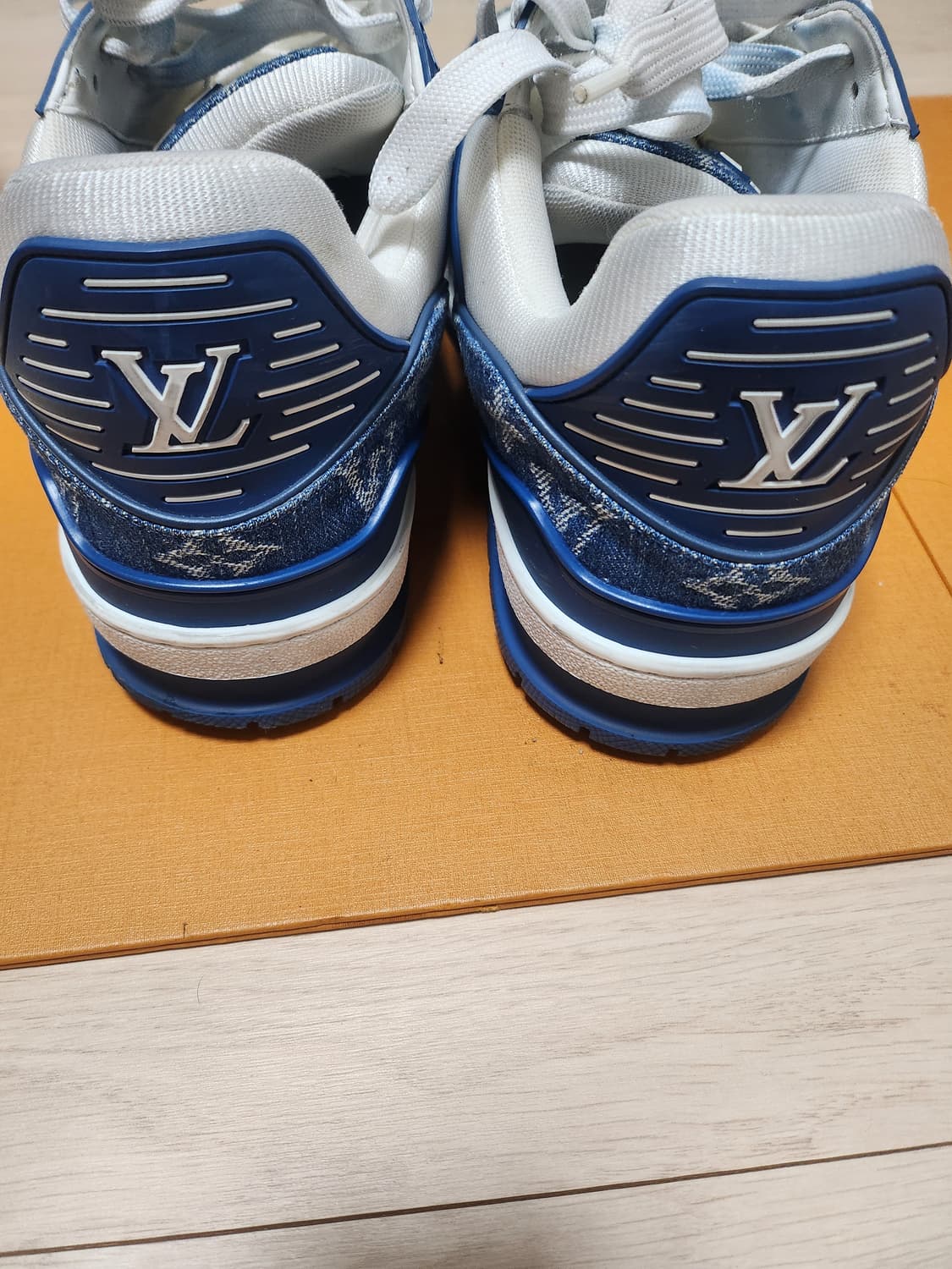 [8] 루이비통 데님 트레이너 스니커즈 블루 상품이미지5