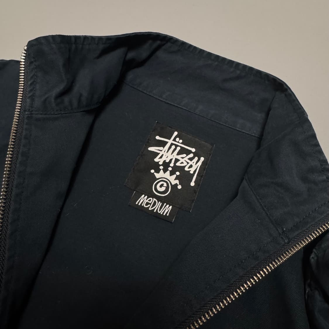 스투시 다크네이비 스탁 자수로고 슬리브 매쉬 집업 하이넥 블루종 자켓 상품이미지4