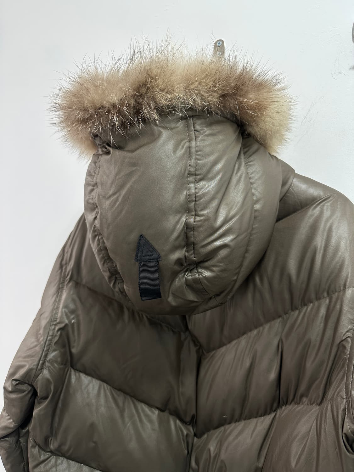 Raccoon fur brown crop puffer jacket 상품이미지6