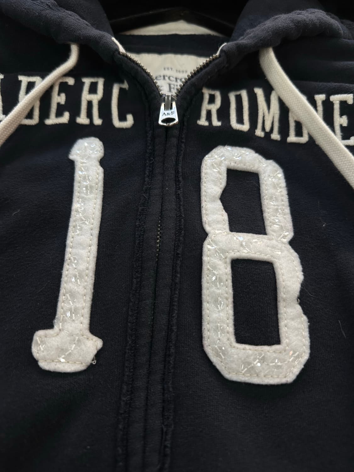 아베크롬비 글리터 넘버 후드집업 상품이미지5