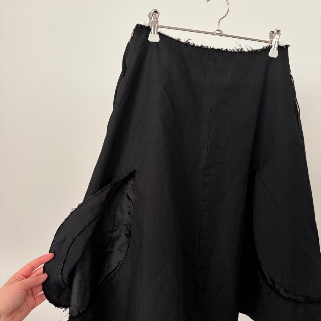 Layer Transformed Distressed Skirt 상품이미지6
